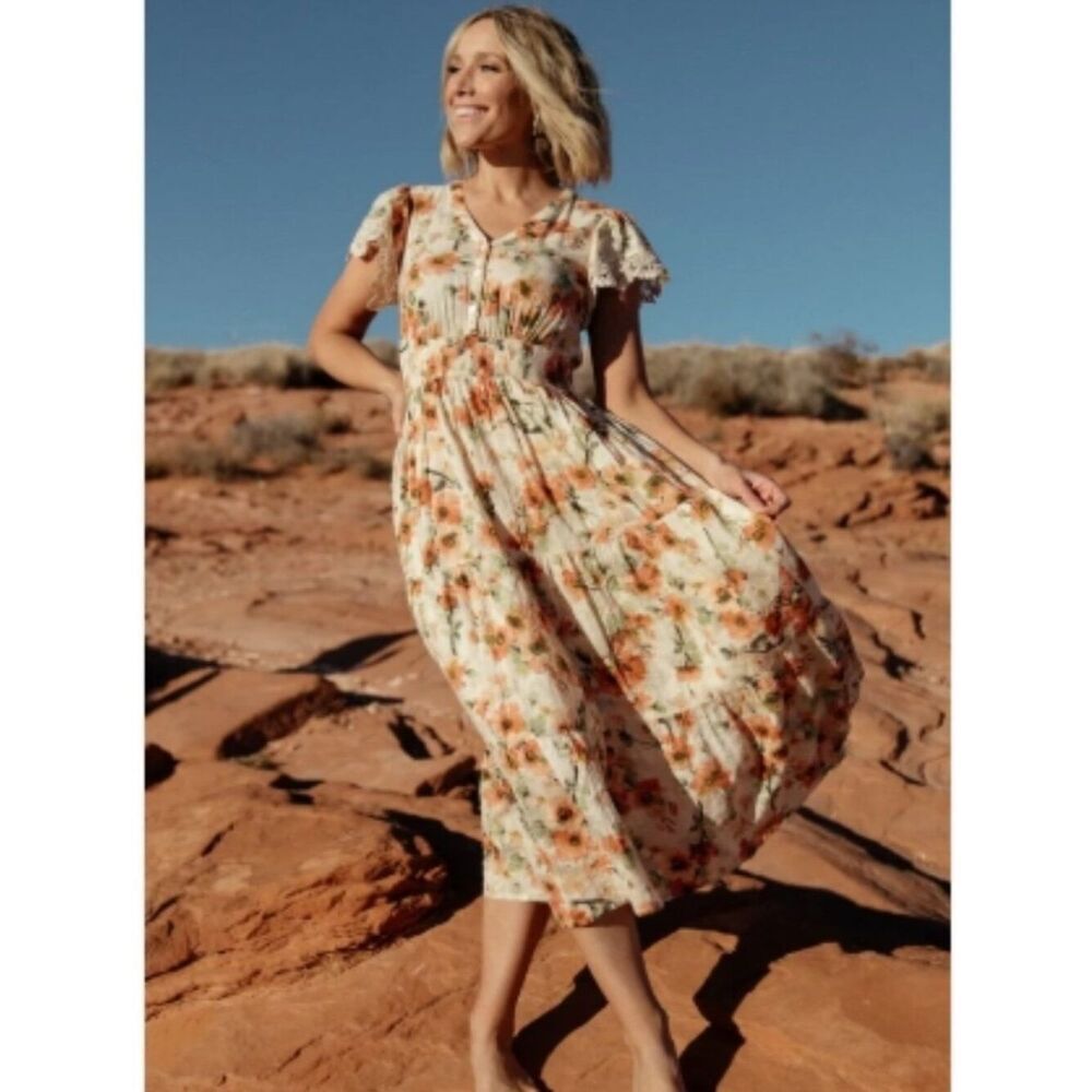 Like New! BALTIC BORN Aliyah Midi Dress Coral Floral in Size S